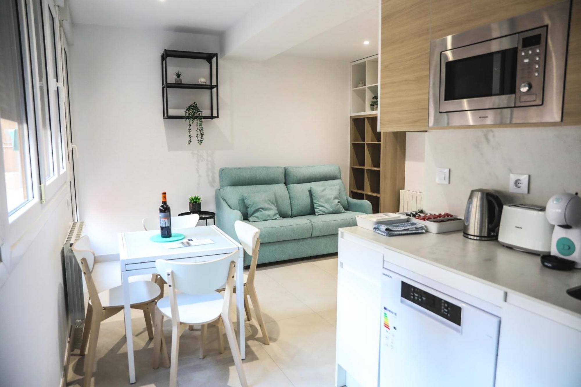 Apartamentos Sudestada Logroño Kültér fotó