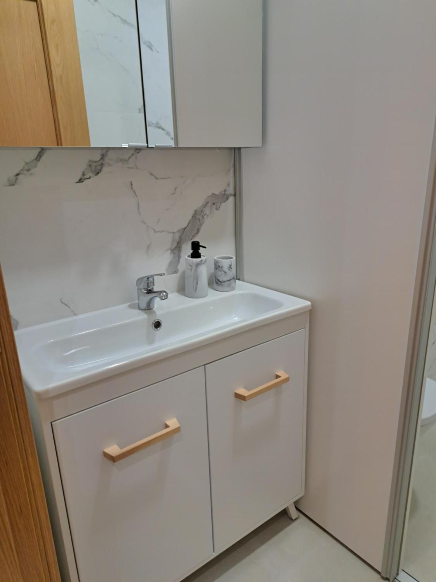 Apartamentos Sudestada Logroño Kültér fotó
